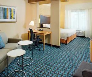 Photo 2 - Fairfield Inn & Suites by Marriott San Antonio Seaworld