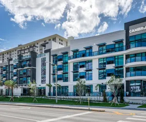 Photo 2 - Cambria Hotel Fort Lauderdale Beach