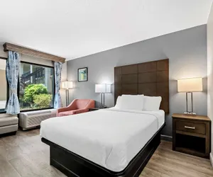 Photo 5 - SureStay Plus Hotel by Best Western Southern Pines Pinehurst
