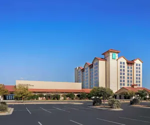 Photo 2 - Embassy Suites by Hilton San Marcos Hotel Conference Center