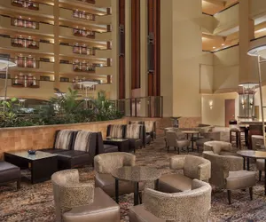 Photo 4 - Embassy Suites by Hilton San Marcos Hotel Conference Center