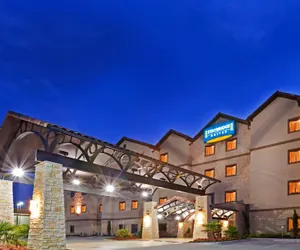 Photo 2 - Staybridge Suites DFW Airport North, an IHG Hotel