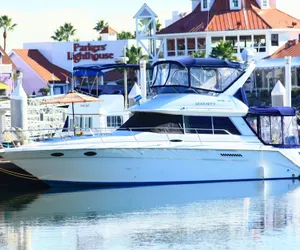 Photo 4 - Dockside Boat & Bed Long Beach