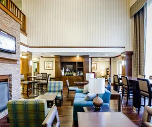 Photo 4 - Staybridge Suites Austin Airport