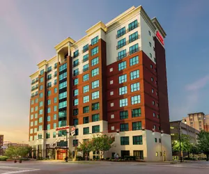 Photo 2 - Hampton Inn & Suites National Harbor - Alexandria Area