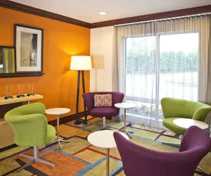 Photo 4 - Fairfield Inn & Suites by Marriott White Marsh