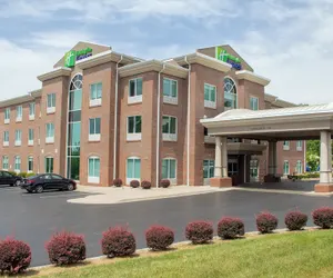 Photo 2 - Holiday Inn Express & Suites Lexington Dtwn Area-Keenland, an IHG Hotel