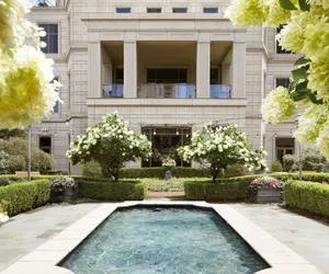 Photo 2 - Waldorf Astoria Atlanta Buckhead