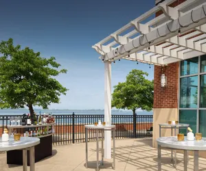 Photo 4 - Sheraton Erie Bayfront Hotel