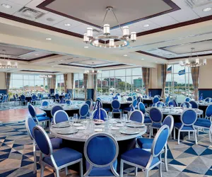 Photo 3 - Sheraton Erie Bayfront Hotel