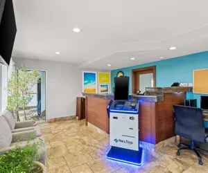 Photo 4 - Days Inn by Wyndham Ames