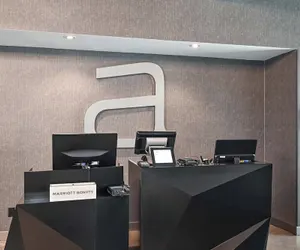 Photo 4 - Aloft Charleston Airport & Convention Center