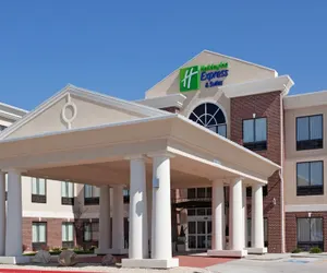 Photo 2 - Holiday Inn Express & Suites Buffalo, an IHG Hotel