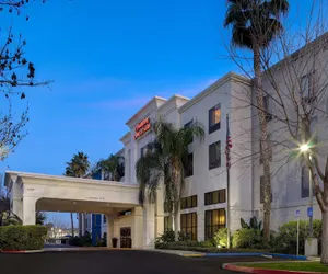 Photo 2 - Hampton Inn & Suites Tulare