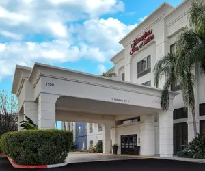 Photo 2 - Hampton Inn & Suites Tulare