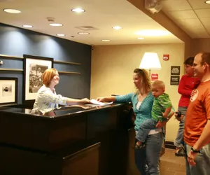 Photo 4 - Hampton Inn Topeka