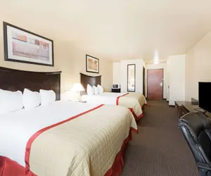 Photo 3 - Baymont by Wyndham Perryton