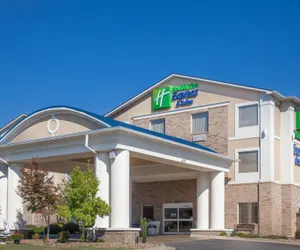 Photo 2 - Holiday Inn Express Hotel & Suites Clarksville, an IHG Hotel