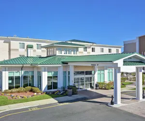 Photo 2 - Hilton Garden Inn Riverhead