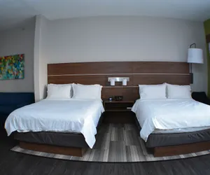 Photo 4 - Holiday Inn Express Hotel & Suites Seguin, an IHG Hotel