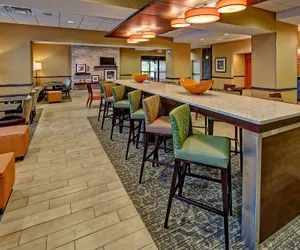 Photo 5 - Hampton Inn Crossville