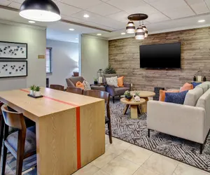 Photo 5 - Candlewood Suites Kenosha, an IHG Hotel