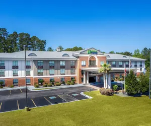 Photo 2 - Holiday Inn Express Hinesville, an IHG Hotel