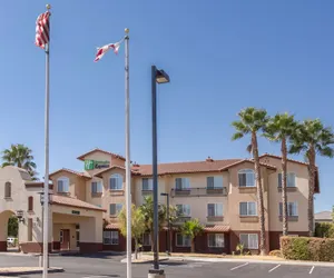 Photo 2 - Holiday Inn Express Hotel & Suites Manteca, an IHG Hotel