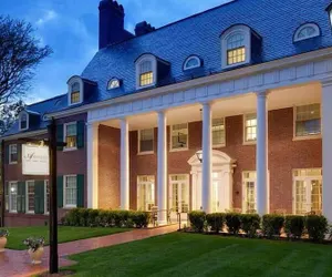 Photo 2 - Andover Inn