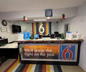 Photo 2 - Motel 6 Fort Wayne, IN