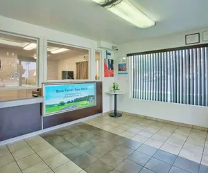 Photo 3 - Motel 6 Richland, WA - Kennewick