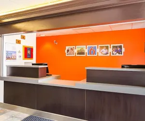 Photo 2 - Motel 6 Wheatland, WY