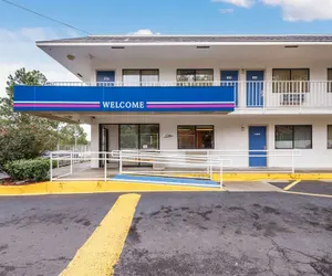 Photo 2 - Motel 6 Bessemer, AL - Birmingham