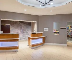 Photo 4 - SpringHill Suites by Marriott Portland Airport