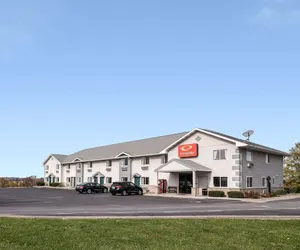 Photo 2 - Econo Lodge Inn & Suites Canandaigua