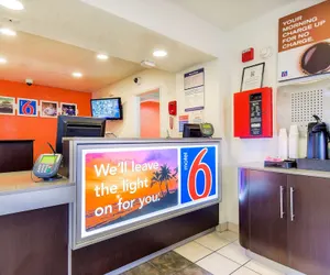 Photo 3 - Motel 6 Chino, CA - Los Angeles Area