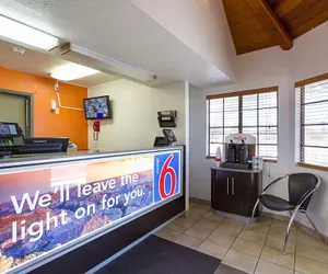 Photo 4 - Motel 6 Mesa, AZ - South
