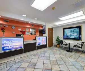 Photo 3 - Motel 6 Statesville, NC