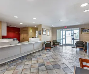Photo 3 - Econo Lodge