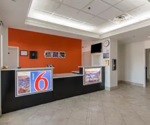 Photo 4 - Motel 6 San Antonio, TX - Downtown - Alamo Dome