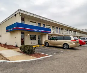 Photo 2 - Motel 6 Joliet, IL - I-80