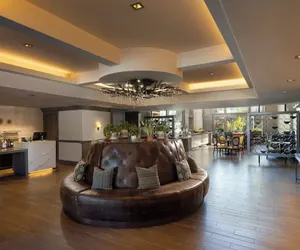 Photo 4 - River Terrace Inn - A Noble House Hotel