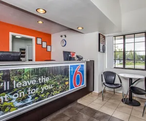 Photo 4 - Motel 6 Fairfield, CA - North