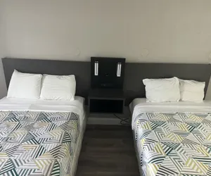 Photo 5 - Motel 6 Norfolk, VA