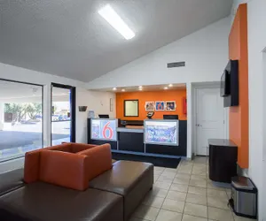Photo 4 - Motel 6 Kingman, AZ - Route 66 West