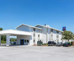 Photo 2 - Motel 6 Council Bluffs, IA - Omaha East