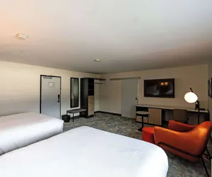 Photo 4 - The Ellsworth Hotel, Ascend Hotel Collection