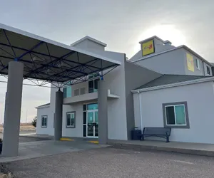 Photo 2 - Super 8 by Wyndham Sidney NE