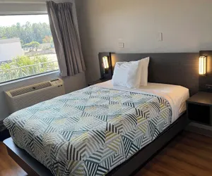 Photo 4 - Motel 6 Gulfport, MS – Airport