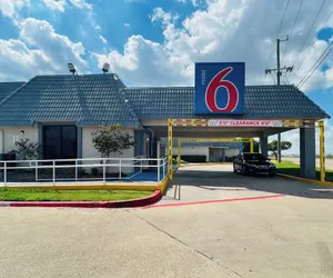 Photo 2 - Motel 6 Duncanville, TX - Dallas